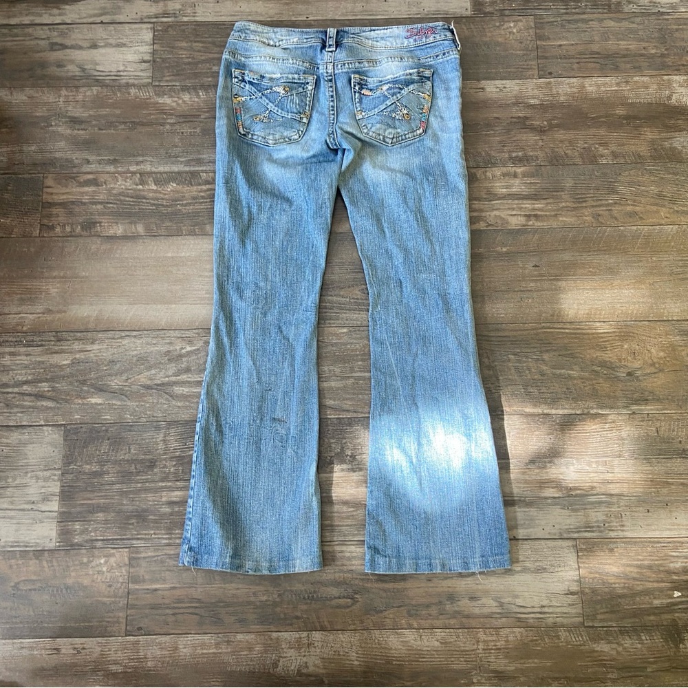 Silver Tuesday Jeans Light Blue Flare Denim altered - Picture 11 of 13
